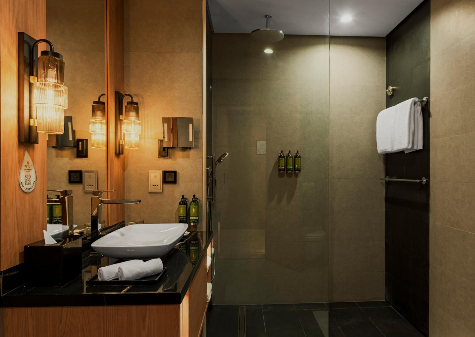 Millennium Al Masar Hotel Jeddah Ngoại thất bức ảnh